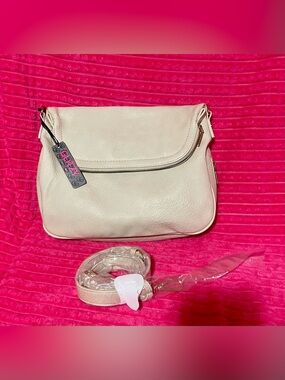Cream Pebble-Texture Crossbody Bag with Front Zip Glitzy Girlz Boutique